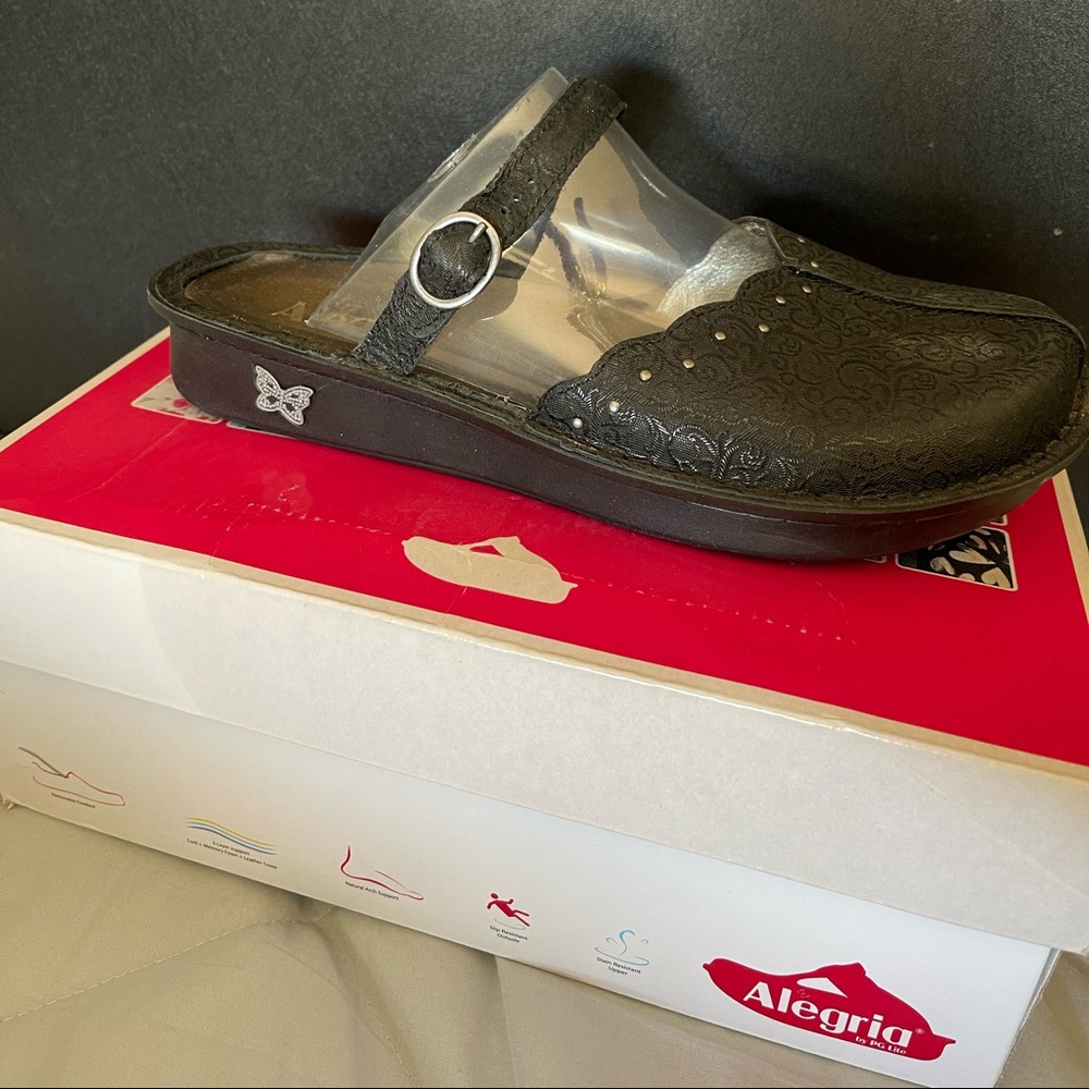 Alegria 40W (eur size) 9.5 (US) leather black swirl slide